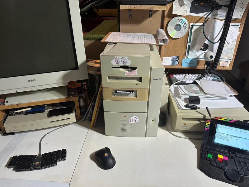 the retro desk